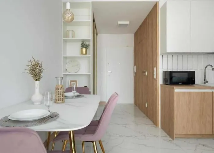 New, Stylish And Fully Equipped Studio Near The City Center